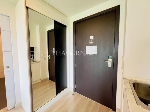 Condo for sale studio 37 m² in The Rizin Hotel, Pattaya