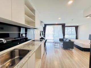 Condo for sale studio 37 m² in The Rizin Hotel, Pattaya