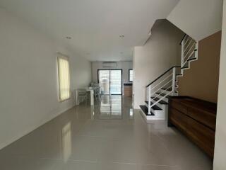 For Rent Bangkok Town House Patio Srinakarin-Rama 9 Krungthep Kreetha Bang Kapi