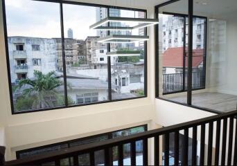 For Sale and Rent Bangkok Home Office Sukhumvit BTS Thong Lo Watthana