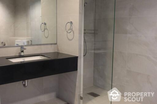 4-BR Condo at Ruamsuk Condominium near BTS Thong Lor