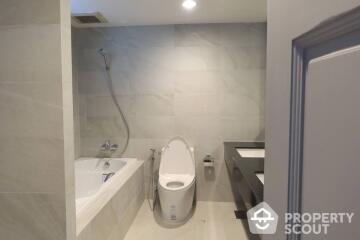 4-BR Condo at Ruamsuk Condominium near BTS Thong Lor