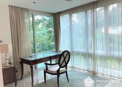 4-BR Condo at Belgravia Residences Condominium near BTS Thong Lor