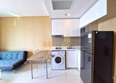 1 Bedroom Condo in The Riviera Wong Amat Beach Wongamat C011891