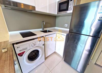 1 Bedroom Condo in The Riviera Wong Amat Beach Wongamat C011891