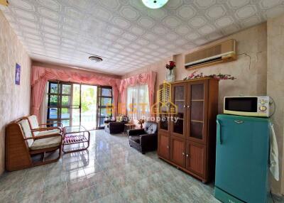 2 Bedrooms Villa / Single House in Wantana Village East Pattaya H011890