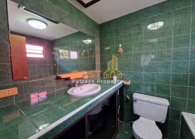 2 Bedrooms Villa / Single House in Wantana Village East Pattaya H011890