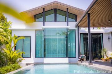 4-Bedroom Gallery Loft Villa for Sale in Baan Varij, Naiharn, Phuket