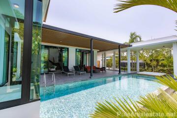 4-Bedroom Gallery Loft Villa for Sale in Baan Varij, Naiharn, Phuket