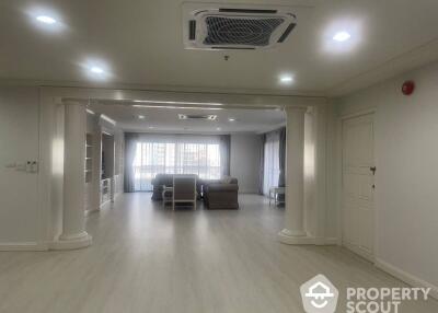 3-BR Apt. near MRT Sukhumvit