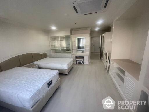 3-BR Apt. near MRT Sukhumvit