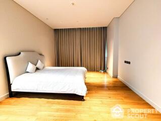 1-BR Condo at Sindhorn Residence near BTS Ratchadamri