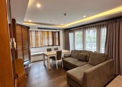 1 bed Condo in Silom Park View Bang Rak District C020988