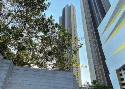 Exterior view including The Residences at Mandarin Oriental Bangkok