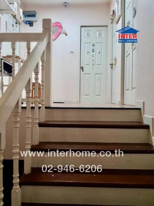 Entrance stairway to property
