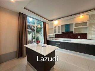 3 Beds 4 Baths 300 SQ.M. Pattaya Pool Villa Nagasiri