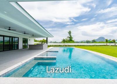 PARKLAND VILLAS : Luxurious Modern  4 Beds Pool Villa  with Mountain Views