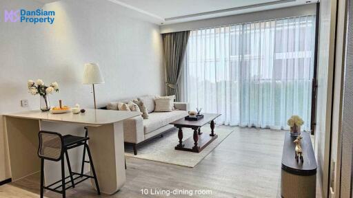 Luxury 1-Bed Beachfront Condo at InterContinental Residences Hua Hin