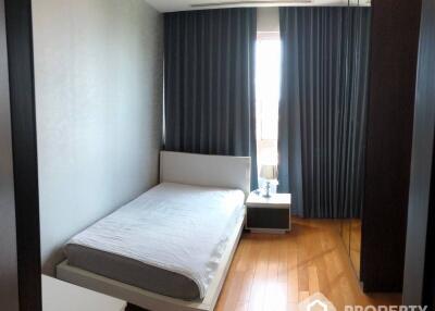 2-BR Condo at The Lofts Yennakart in Chong Nonsi