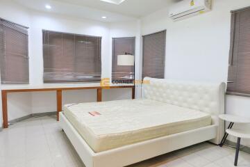 3 bedroom House in Ruen Pisa East Pattaya