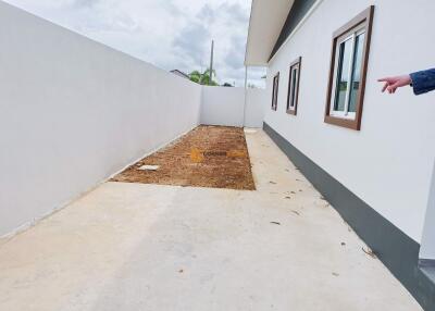 3 Bedrooms bedroom House in  Bang Saray