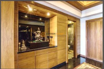 2 bedroom Condo in Nirvana Place Pattaya