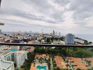 1 Bedroom Condo in The Peak Towers Pratumnak