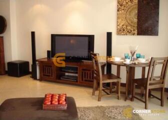 คอนโดนี้มี ห้องสตูดิโอ้  อยู่ในโครงการ คอนโดมิเนียมชื่อ The Residence Jomtien Beach 