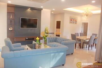 4 bedroom House in Pattaya Hill 2 East Pattaya