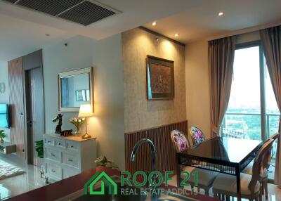 Privacy condo For rent !  The Riviera Ocean Drive Luxury condo next to Jomtien 2nd Road.