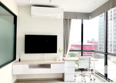 2 Bedroom Condominium For Rent in RHYTHM Ekkamai, Watthana, Bangkok