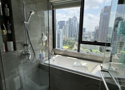 2 Bedroom Condo For Sale in Ideo Q Sukhumvit 36, Khlong Toei, Bangkok