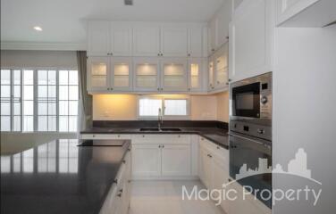 4 Bedroom House For Sale in Narasiri Bangna, Bang Phli, Samut Prakan