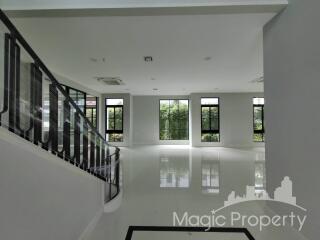 5 Bedroom Single House For Sale in Nantawan Pinklao - Kanchana, Taling Chan, Bangkok