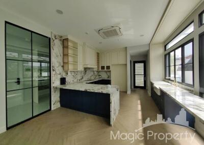 5 Bedroom Single House For Sale in Nantawan Pinklao - Kanchana, Taling Chan, Bangkok