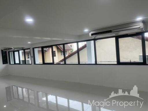 Commercial Building For Sale on  Lat Phrao 87, Chaokhunsing, Wang Thonglang, Bangkok