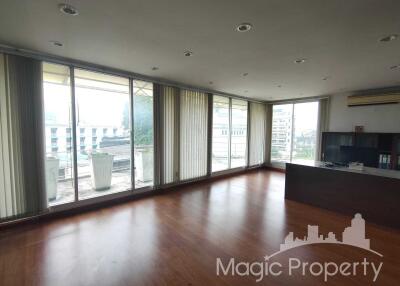 5 Storey Building for sale Soi Itsaraphap 5, Khlong San, Bangkok