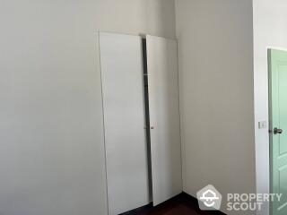 3-BR House near BTS Surasak