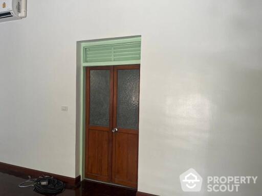 3-BR House near BTS Surasak