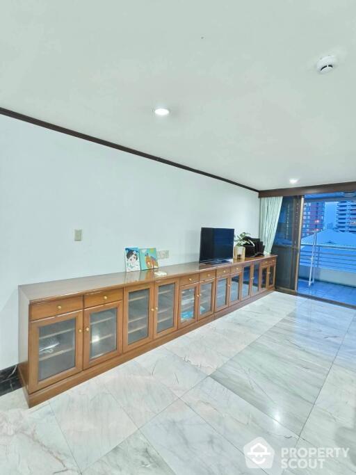 2-BR Condo at Acadamia Grand Tower near BTS Phrom Phong