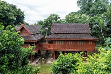 Teak Compound on 17.5 Rai along Ping River in Mae Rim