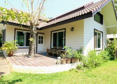 4 Bedroom with Pool and Guest House in Hang Dong