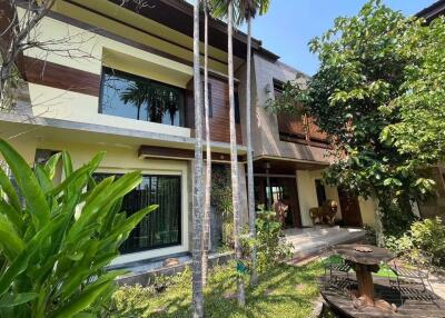 4 Bedroom Pool Villa in Green Valley Golf Course