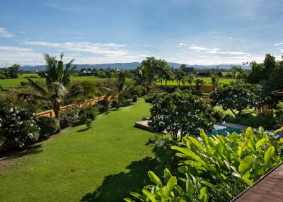 5 Bedroom Property in Mae Rim with Great Views