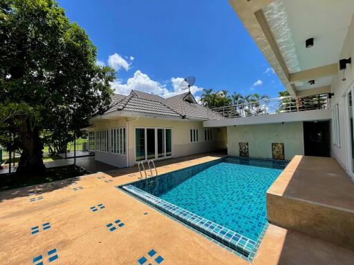 Twin Two-Bedroom Houses with Central Pool in Mae Rim