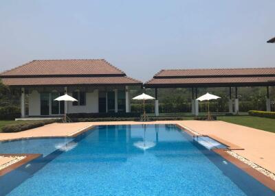 5 Bedroom Pool Villa with Large Garden in Mae Rim