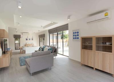 3 Bedroom Pool Villa in Kulphan 9, Hang Dong