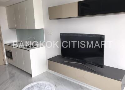 Condo at Hyde Sukhumvit 11 for sale