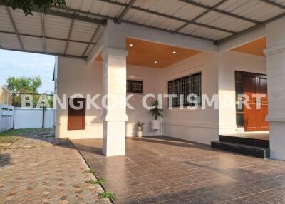 House at Baan Pimuk for sale