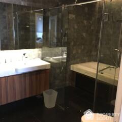 3-BR Condo at Renova Residence Chidlom Condominium near BTS Phloen Chit